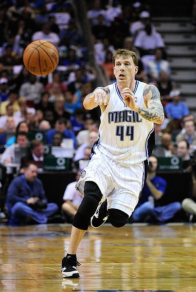 卡纳瓦罗：里皮邀请我来广州，但三个月后我和里皮都被炒了